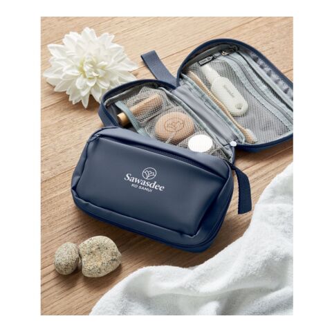 Kulturbeutel 600D RPET marineblau | ohne Werbeanbringung | Nicht verfügbar | Nicht verfügbar | Nicht verfügbar