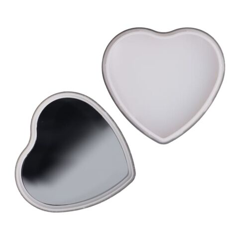 Lippenbalsam  in Flacher metallischer Herzformdose Silber | ohne Werbeanbringung | Nicht verfügbar | Nicht verfügbar