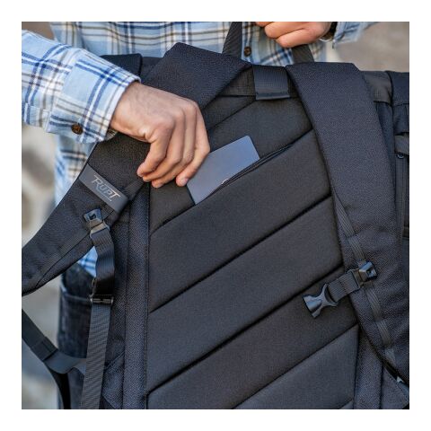 Coloma 28L Rucksack rPET. Oberer Rollverschluss. Laptops bis 17&quot; Schwarz | ohne Werbeanbringung | Nicht verfügbar | Nicht verfügbar | Nicht verfügbar