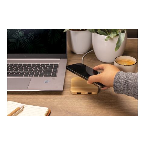 10W Wireless-Charger mit USB aus FSC®-Bambus braun | ohne Werbeanbringung | Nicht verfügbar | Nicht verfügbar