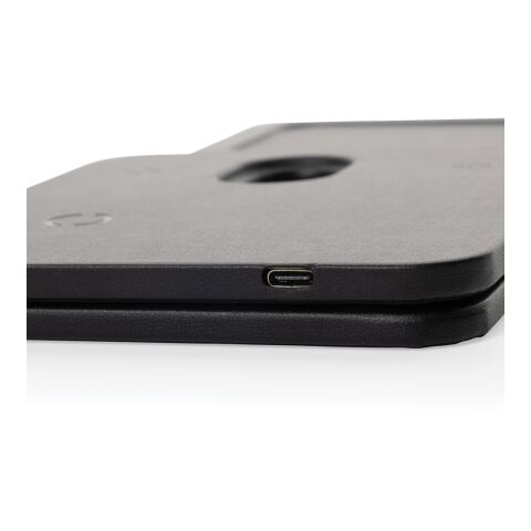 Swiss Peak 3-in-1- Wireless-Charging Desk-Tray aus RCS rPU schwarz | ohne Werbeanbringung | Nicht verfügbar | Nicht verfügbar