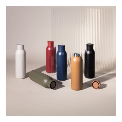 Sagaform Tekla Push Stahlisolierflasche mit Druckverschluss (recycelt) 500 ml schwarz | Gravur | Seite 1 Oberseite | 65 mm x 45 mm